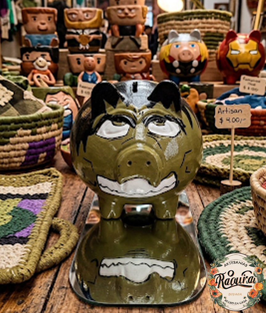 Alcancía Hulk Marrano De Barro