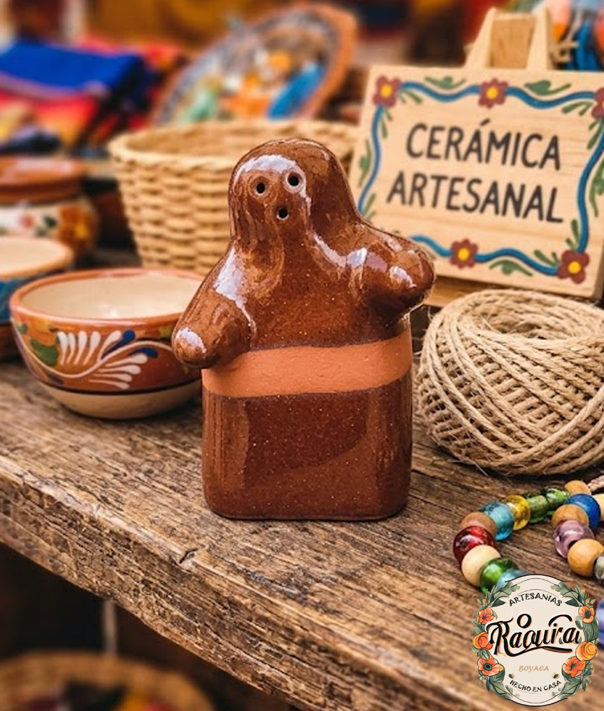 Juego De Salero Y Pimentero Artesanal "Abrazo"